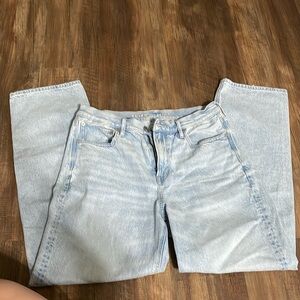 American Eagle 90s Straight jeans!